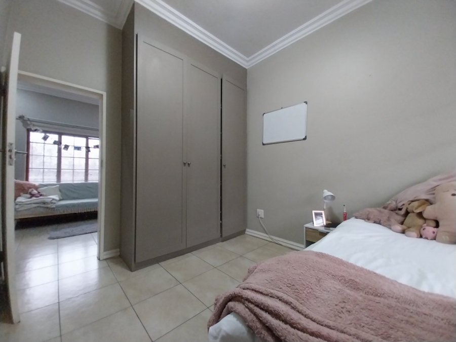 1 Bedroom Property for Sale in Die Bult North West